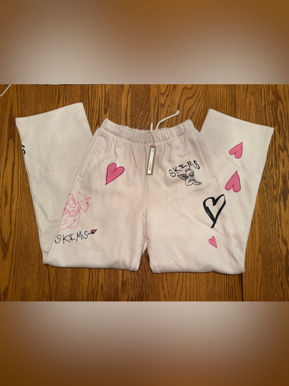 SKIMS Valentines Sweatpants